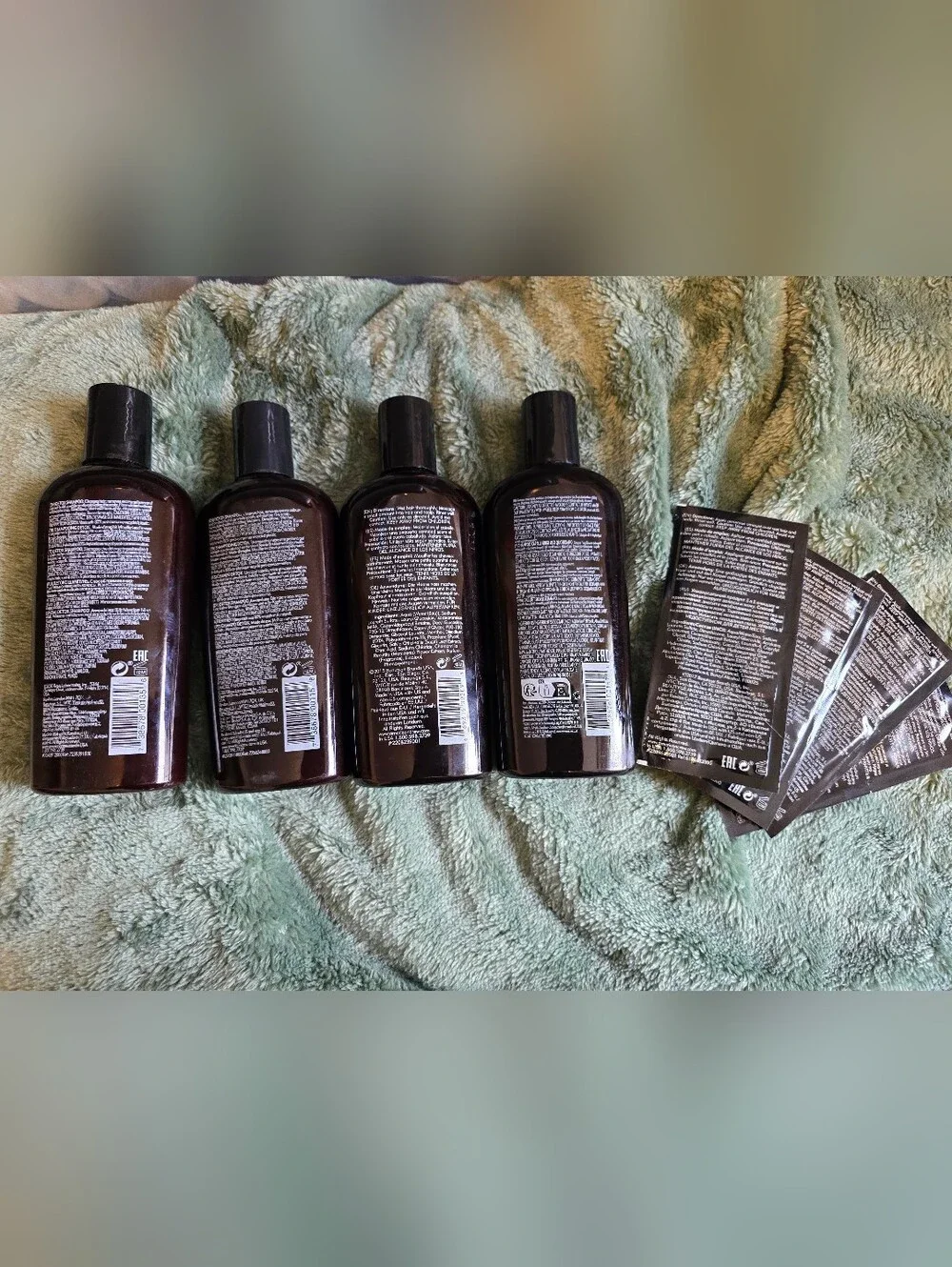 AMERICAN CREW MENS SHAMPOO BUNDLE OF FOUR PLUS TEA TREE SAMPLES